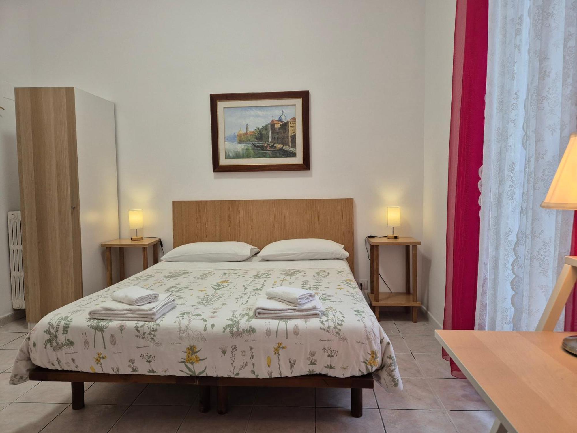 A Casa Di Alex Vatican Рим Номер фото
